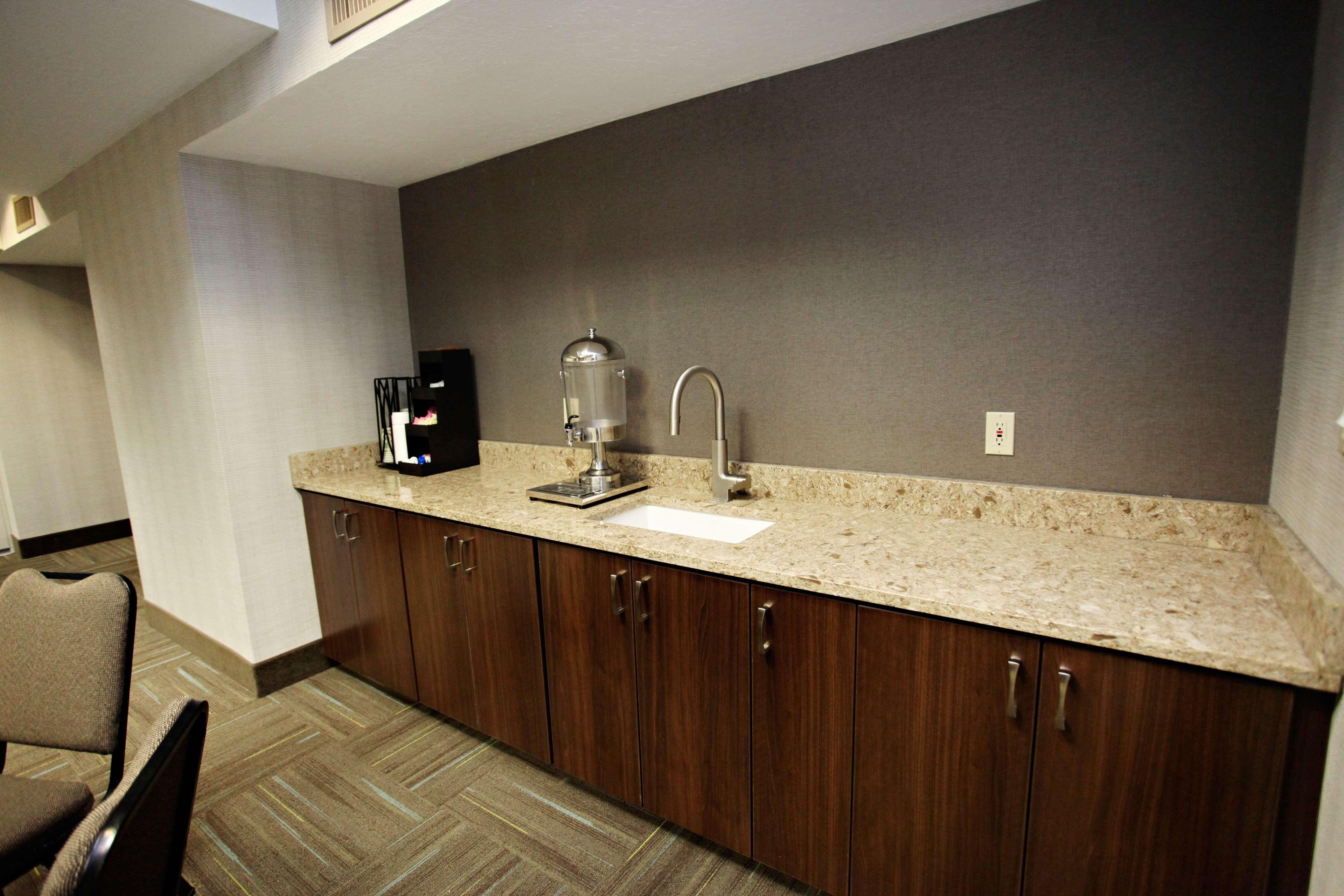 Best Western Plus Cotton Tree Inn Sandy Exterior foto