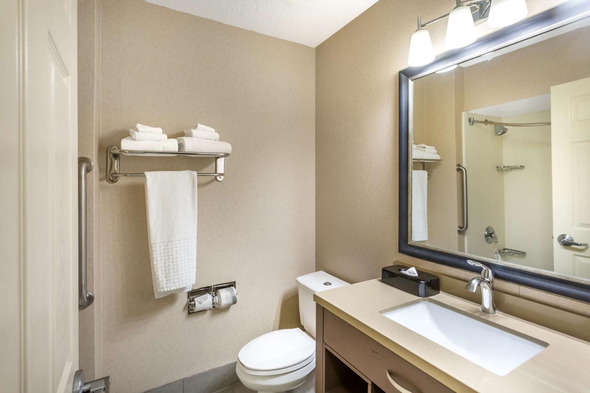 Best Western Plus Cotton Tree Inn Sandy Exterior foto